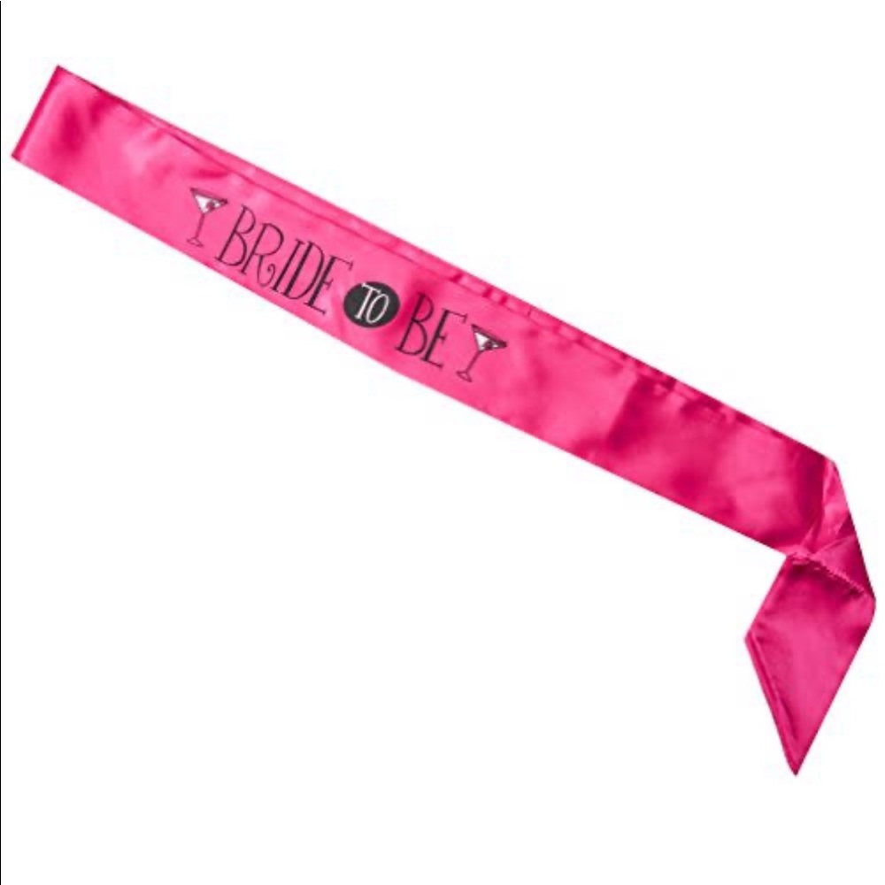 Wilton Bride To Be Sash